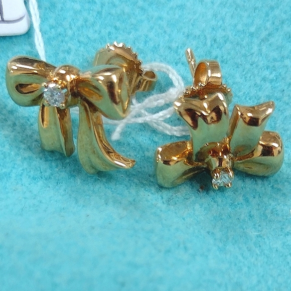 18K Tiffany & Co. Diamond Bow Earrings Gorgeous 🎁 🛍️ - Picture 9 of 14